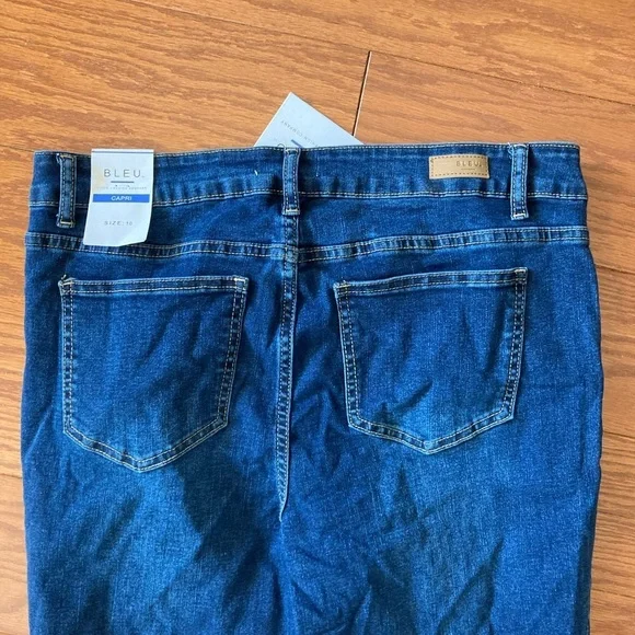 Bleu size 10 blue denim capri with stretch New With Tags - Picture 5 of 12